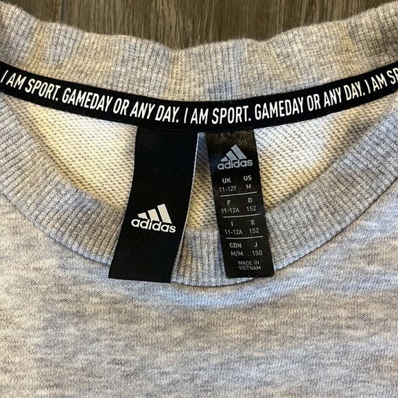 Adidas crewneck sweatshirt - Picture 3 of 5